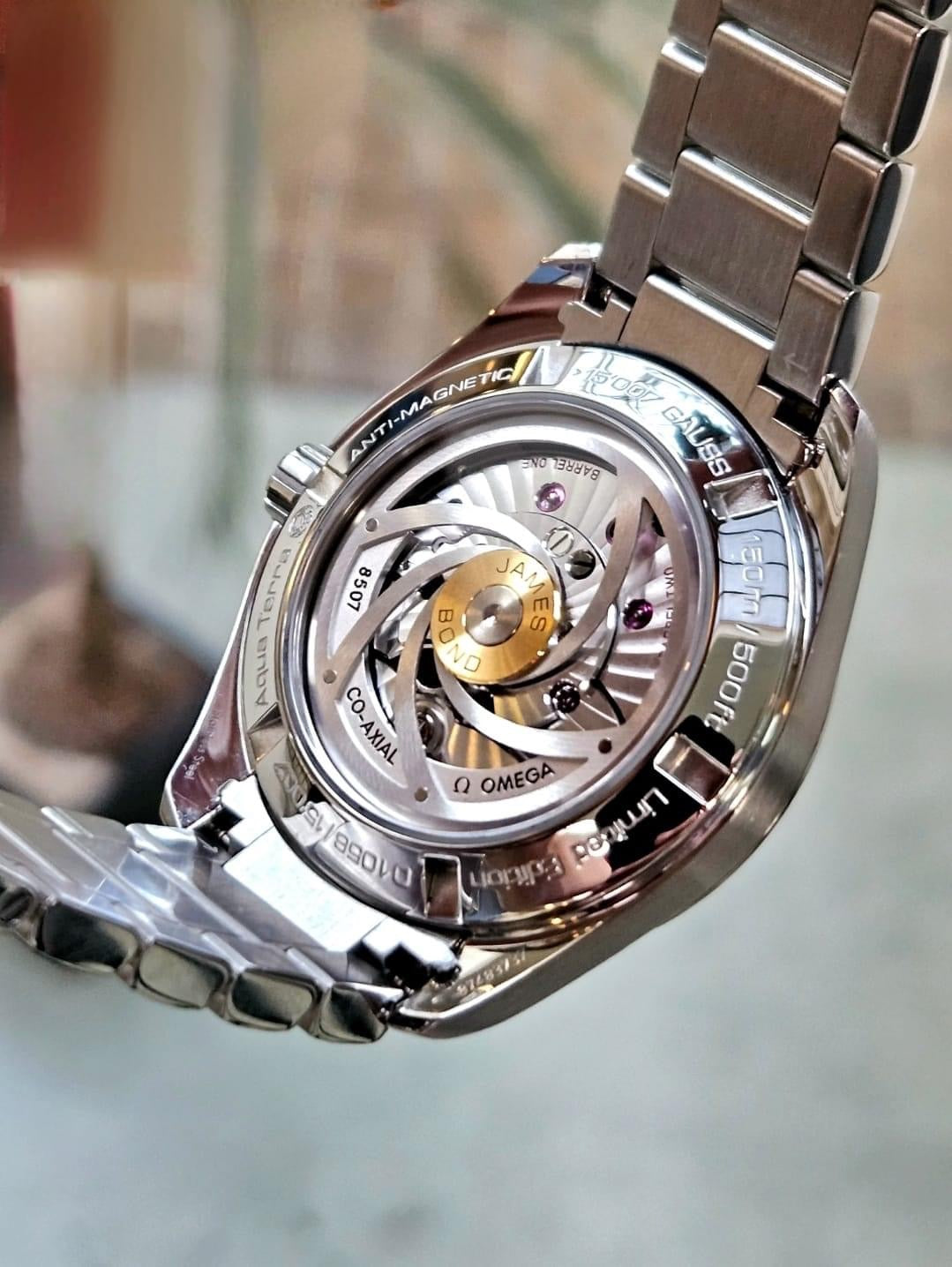 Arturo Novales | Omega Seamaster