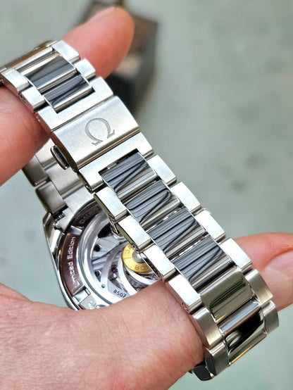 Arturo Novales | Omega Seamaster