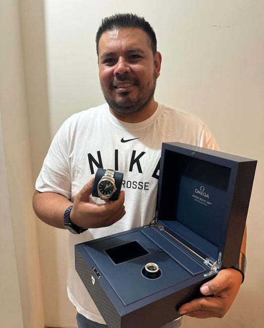Arturo Novales | Omega Seamaster